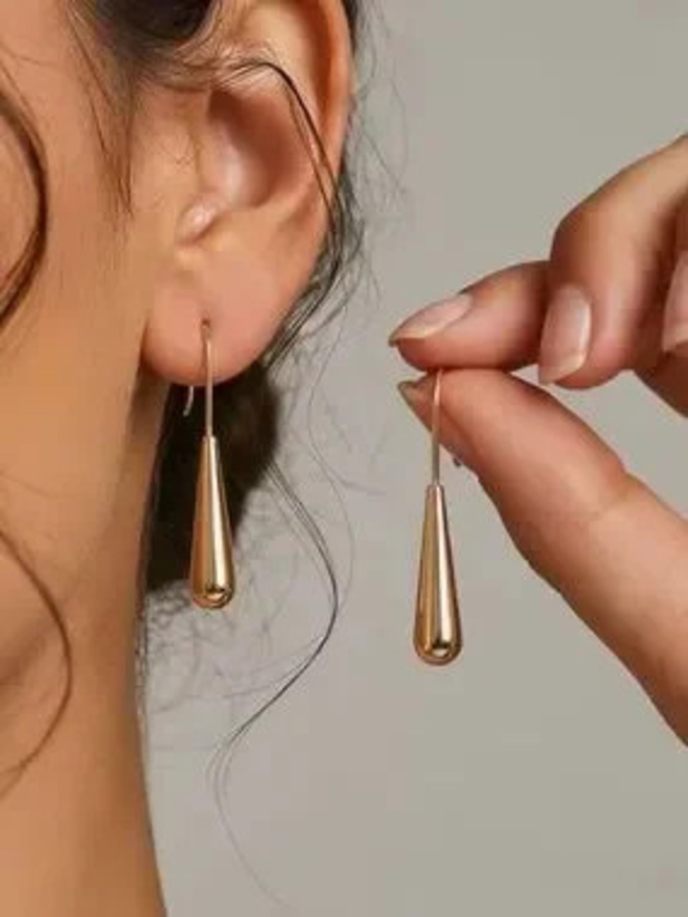 Minimalist Teardrop Drop Earrings Gold Silver Lightweight Dangle Earrings
